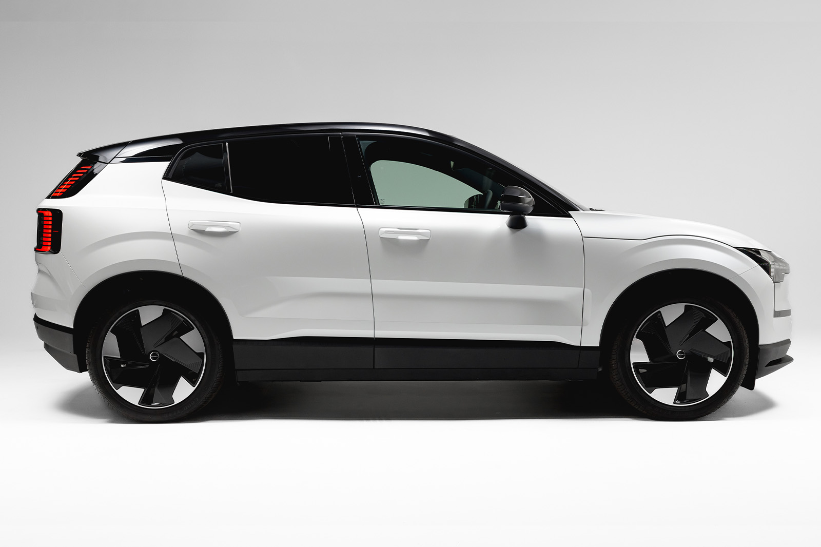 Volvo EX30 van - side view