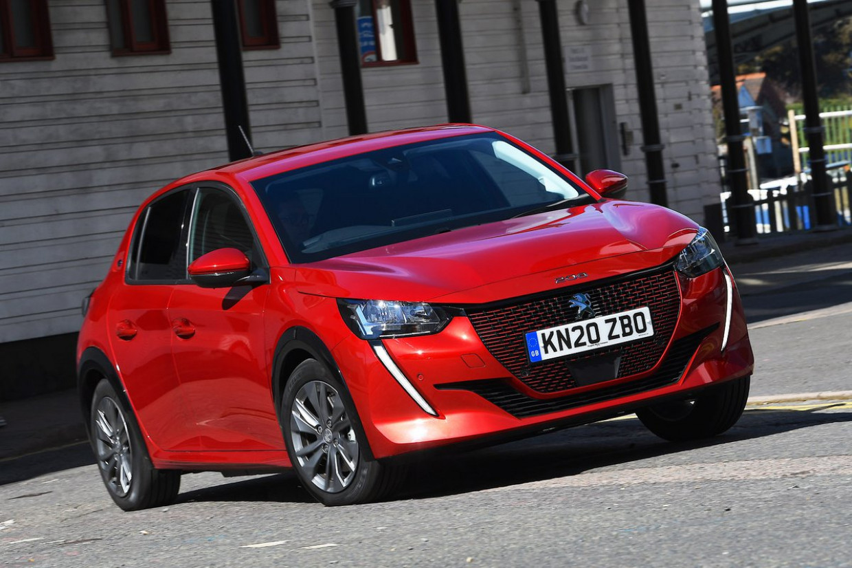 Peugeot e-208 review