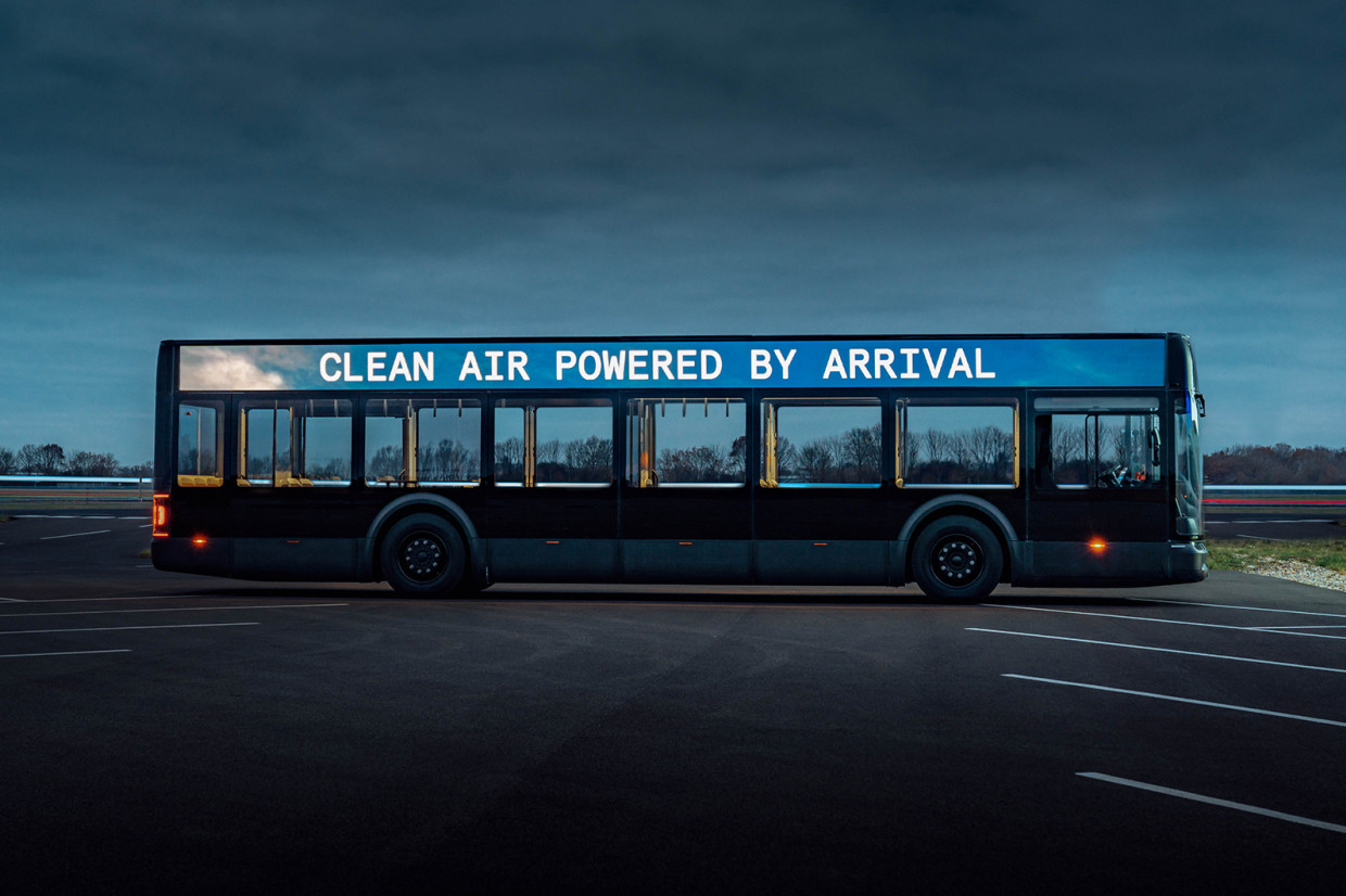 Arrival Bus