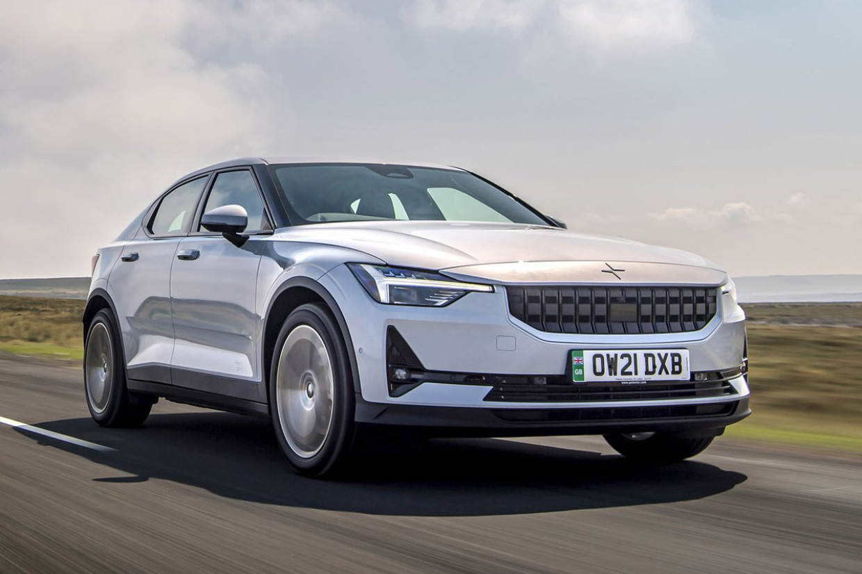 https://www.moveelectric.com/sites/default/files/styles/article/public/2021-12/polestar_2_2021_front.jpg?itok=LCxdslWl