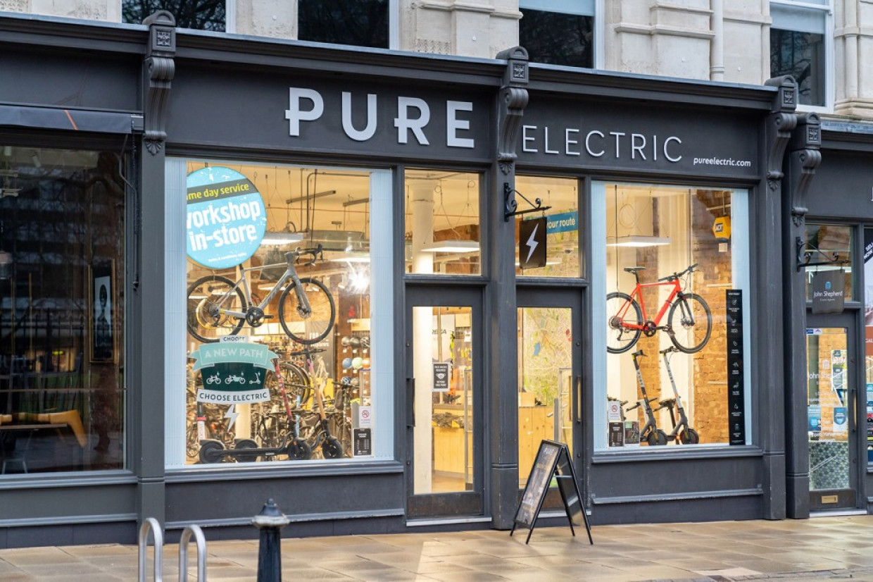 Mod viljen Prime jord Pure Electric to close majority of stores to focus on e-scooter range |  Move Electric