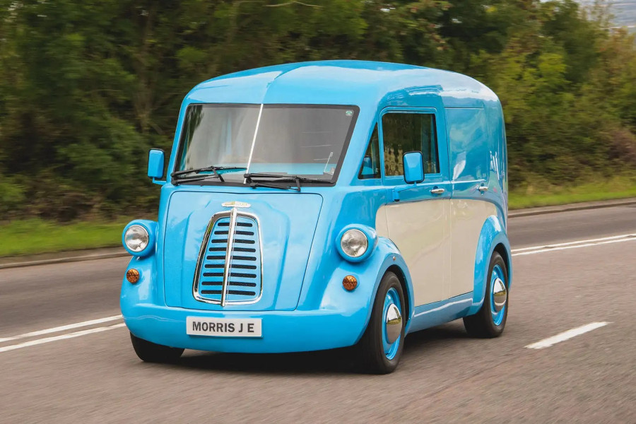 Morris JE