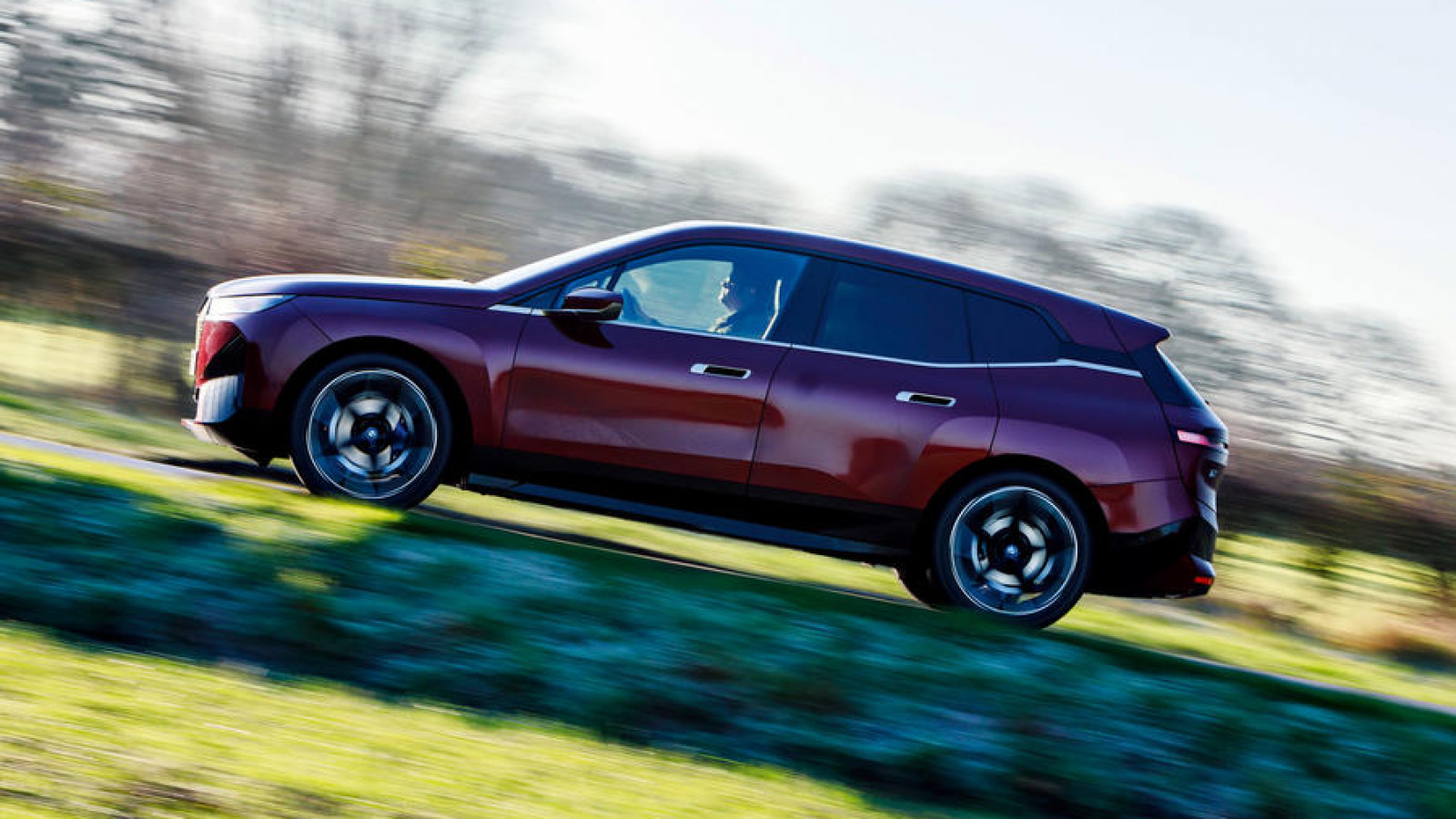 18. BMW iX - 105.2 kWh