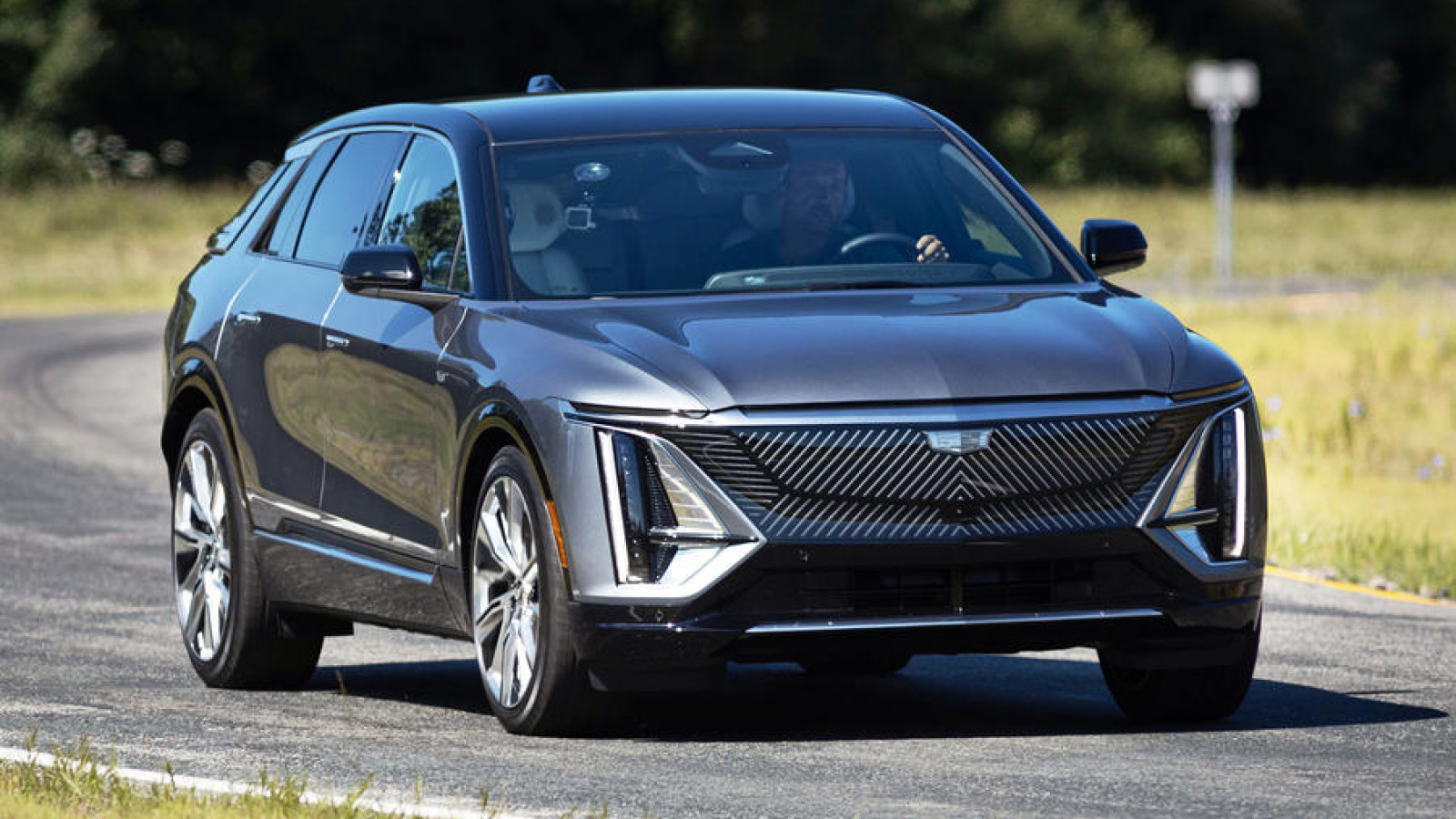 21. Cadillac Lyriq - 100.4 kWh