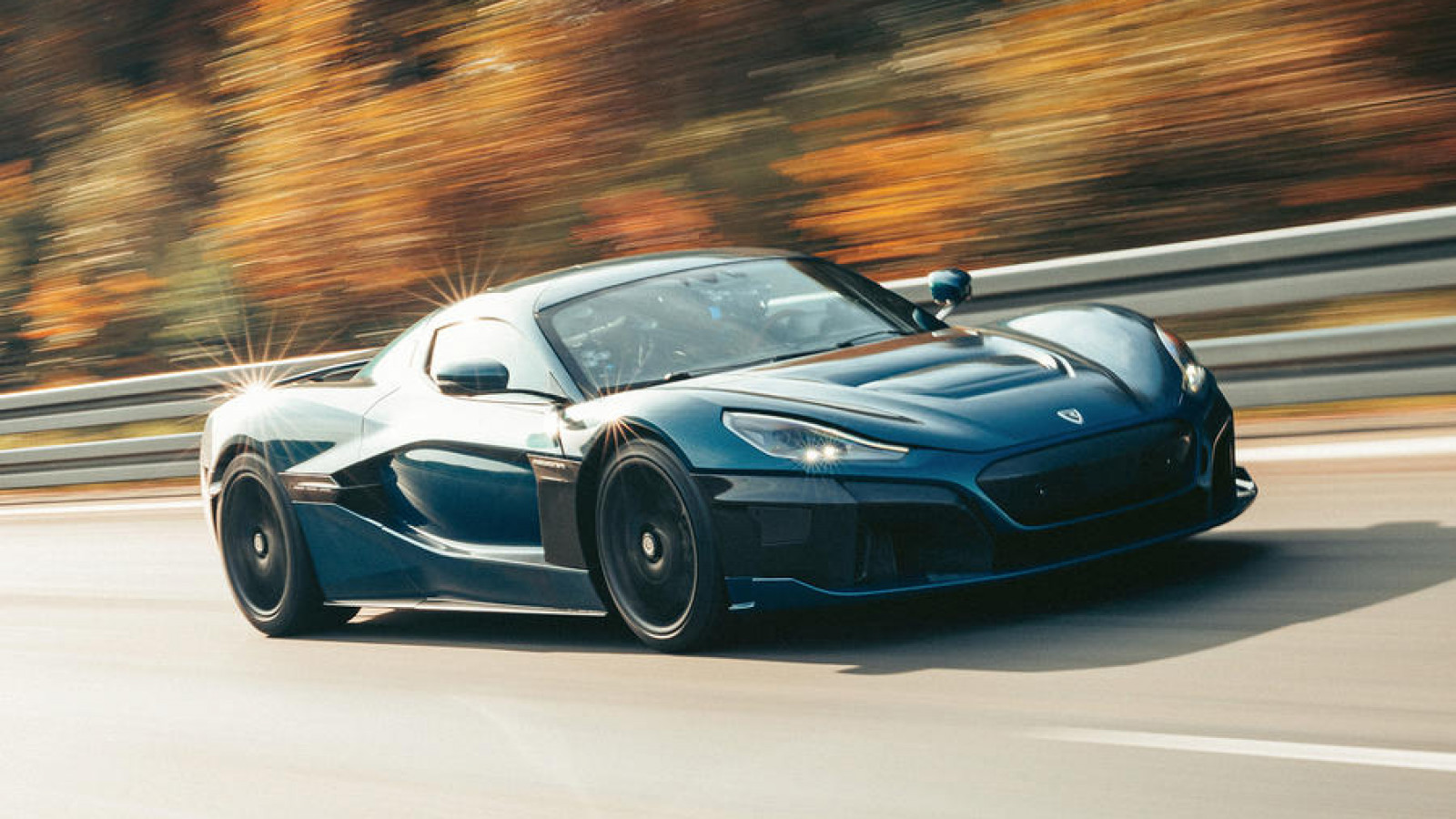 8=. Rimac Nevera - 120kWh