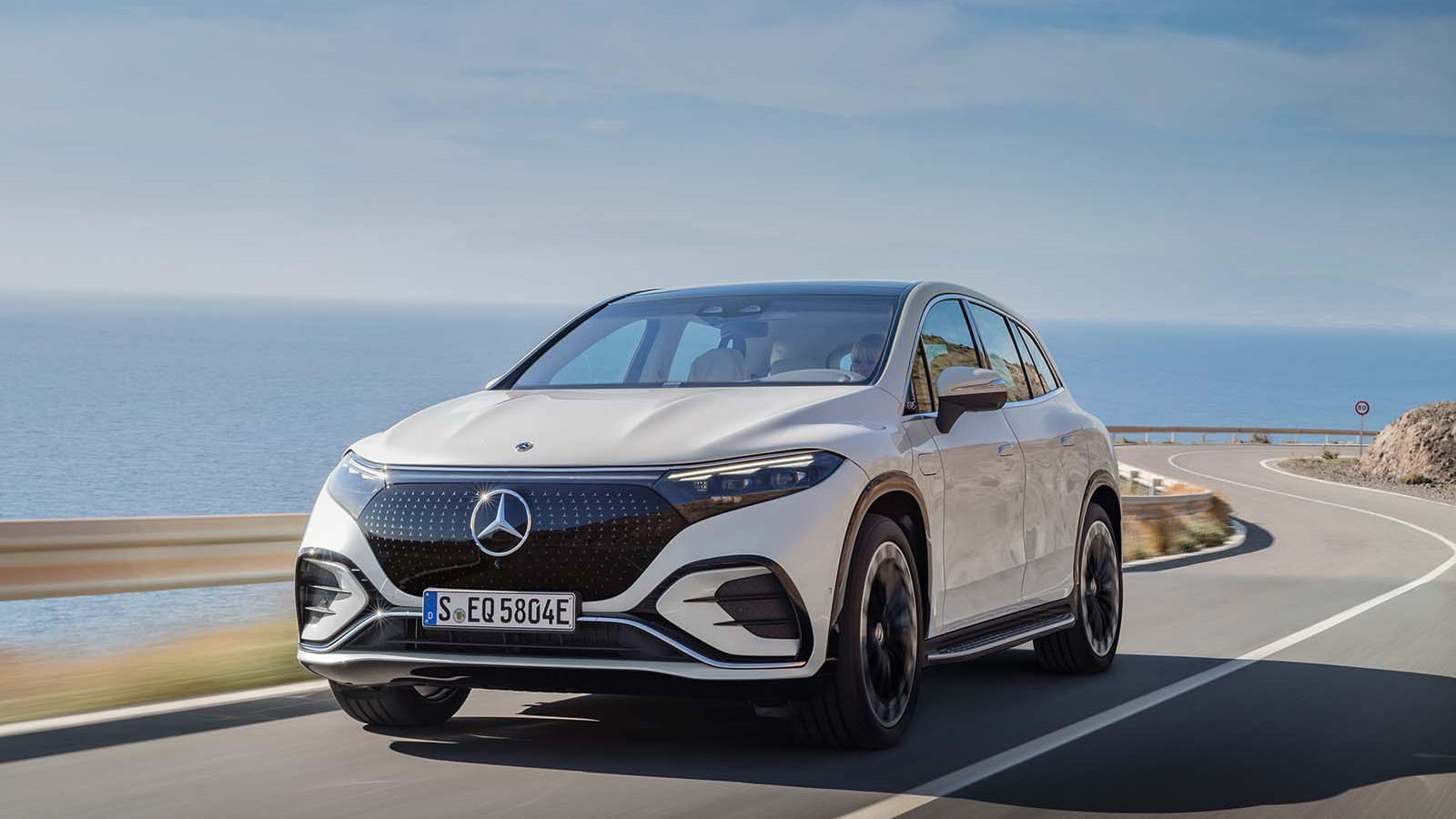 Mercedes EQS SUV