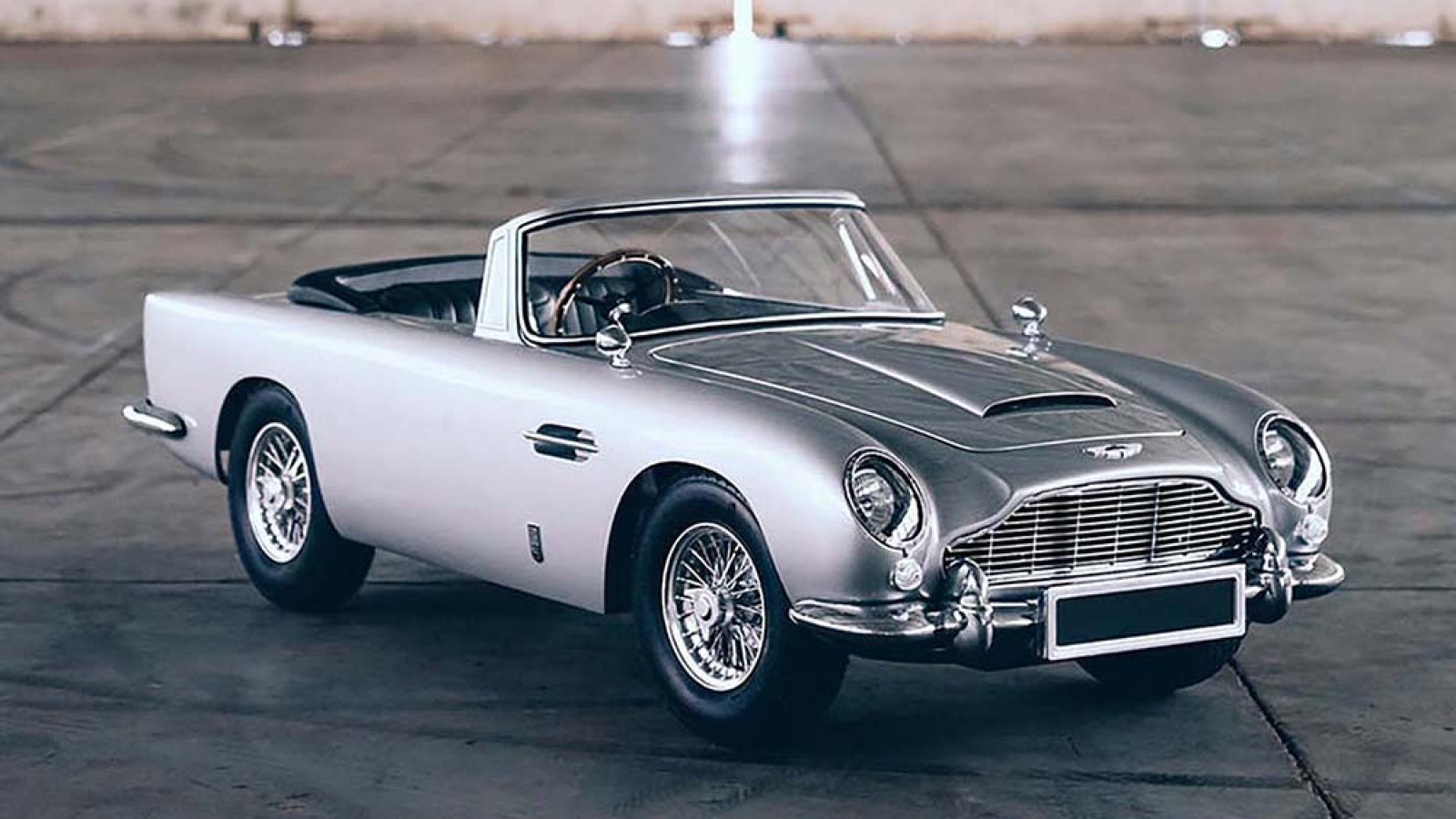 TLCC Aston Martin DB5