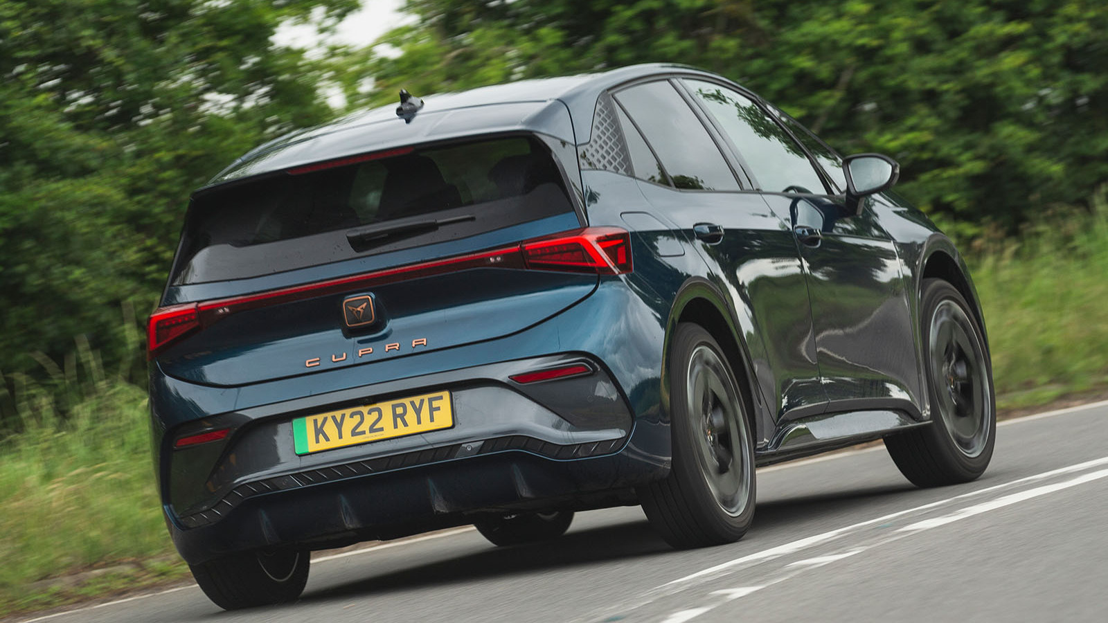 Wir LIEBEN den Cupra Born, weil...