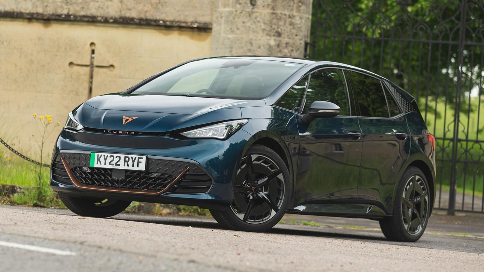 Wir LIEBEN den Cupra Born, weil...