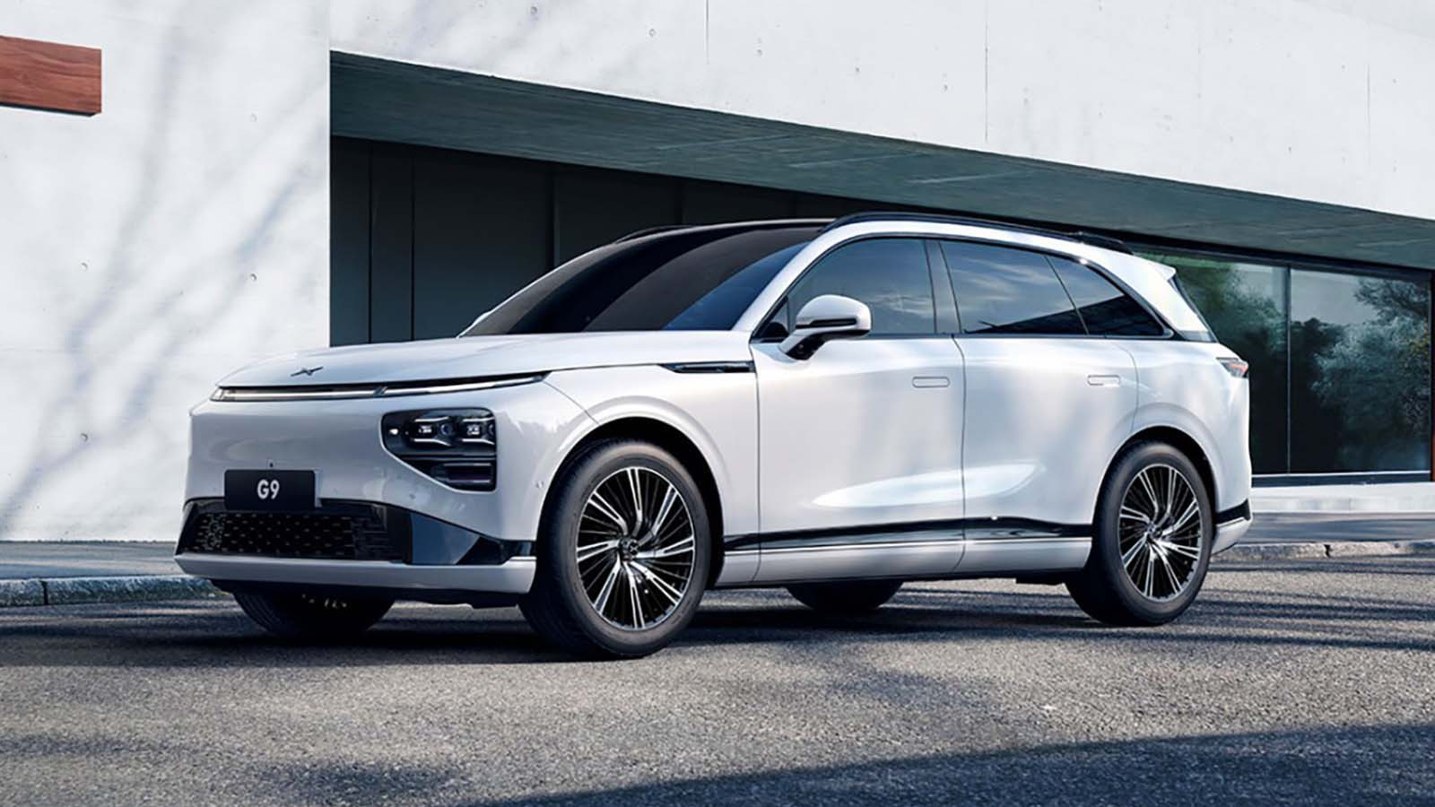 34. Xpeng G9 - 94kWh Xpeng G9