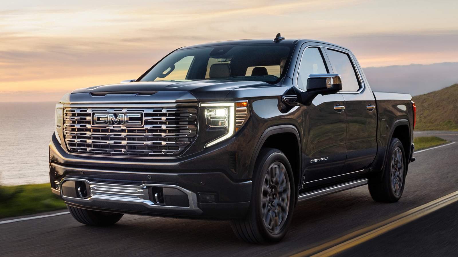 2. GMC Sierra EV -  3991kg (8798 lb)