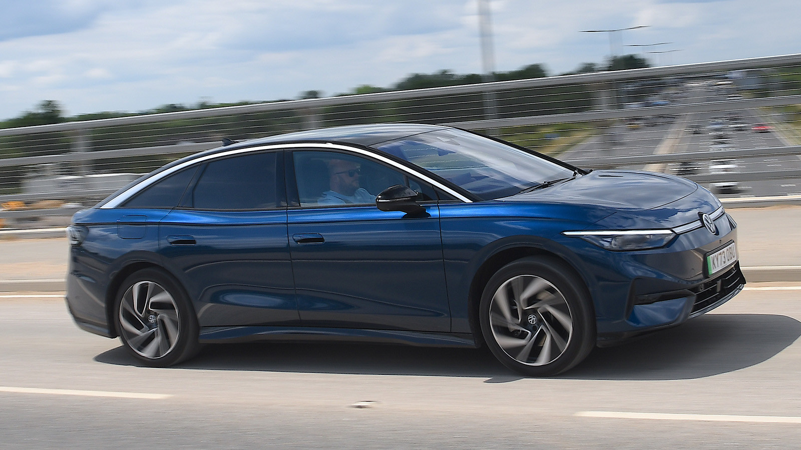 Volkswagen ID 7 - 700km