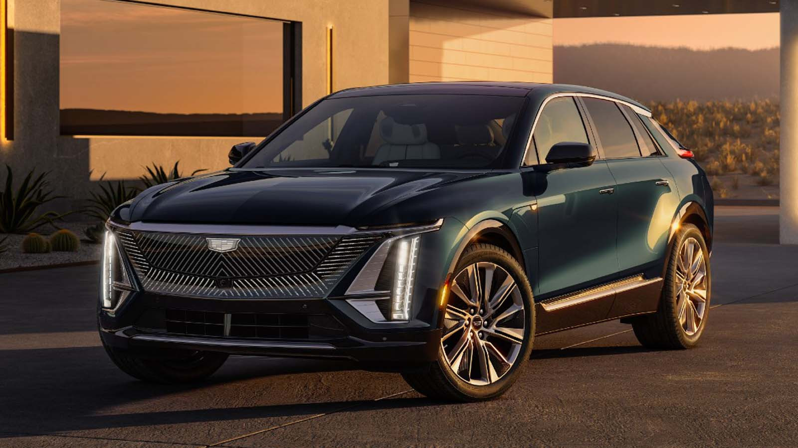 24. Cadillac Lyriq - 100.4 kWh Cadillac Lyriq