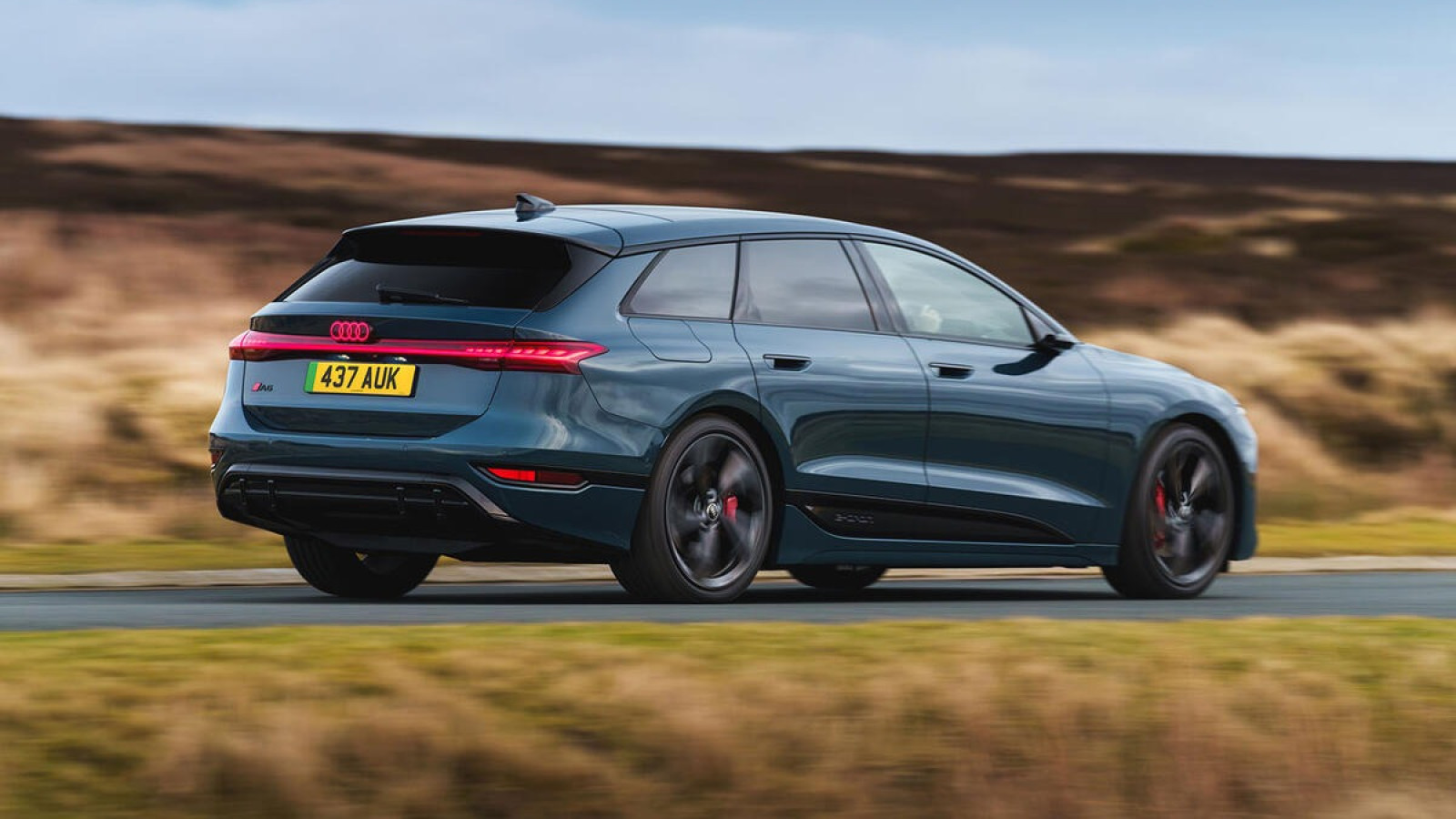 20- Audi A6 Avant e-tron – 720km (447 miles)