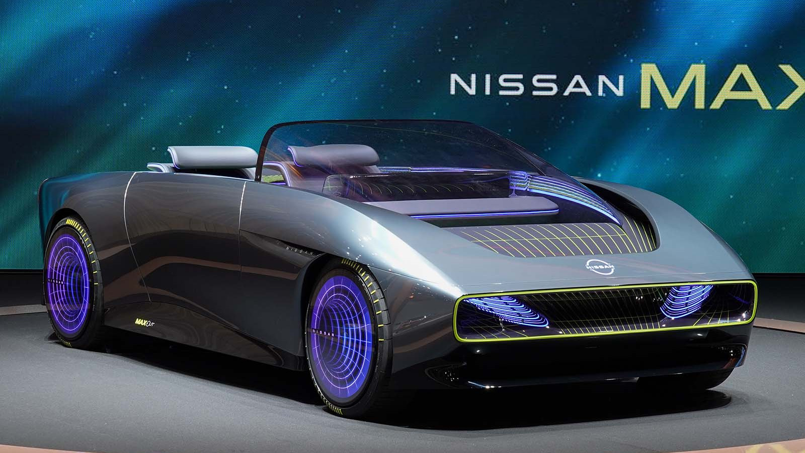 Nissan Max-out