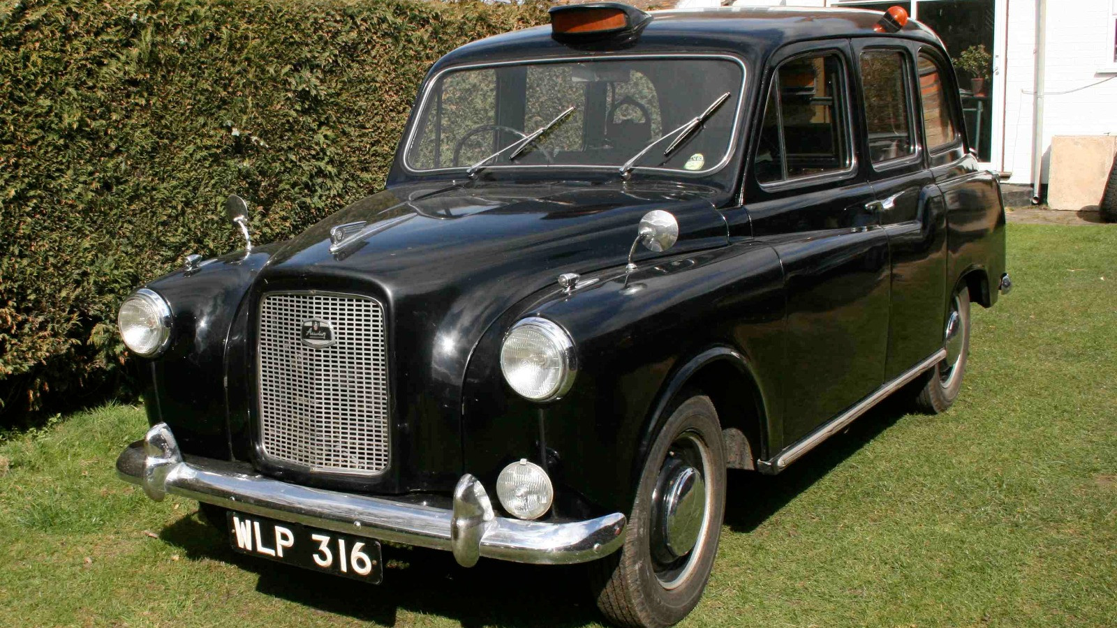 1962 Austin FX4 