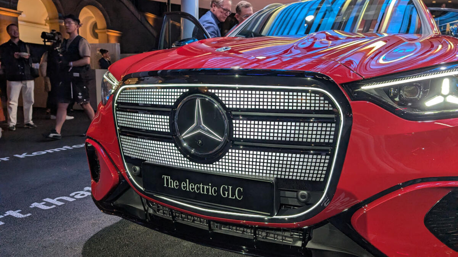 Mercedes GLC EQ front grille