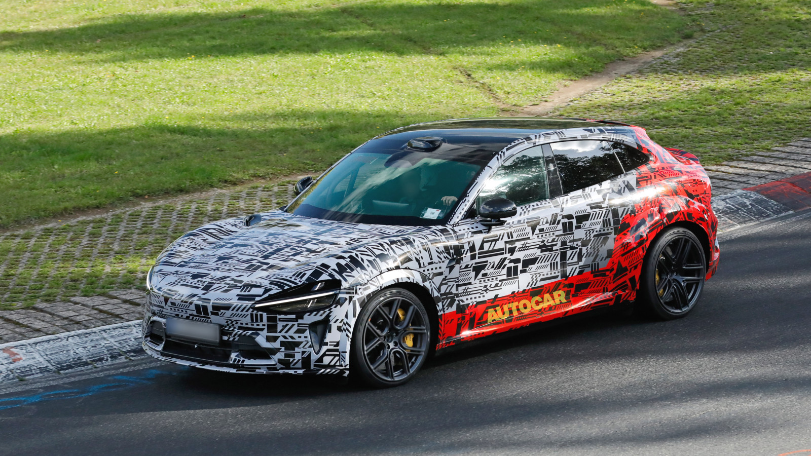 Xiaomi YU7 GT performance crossover