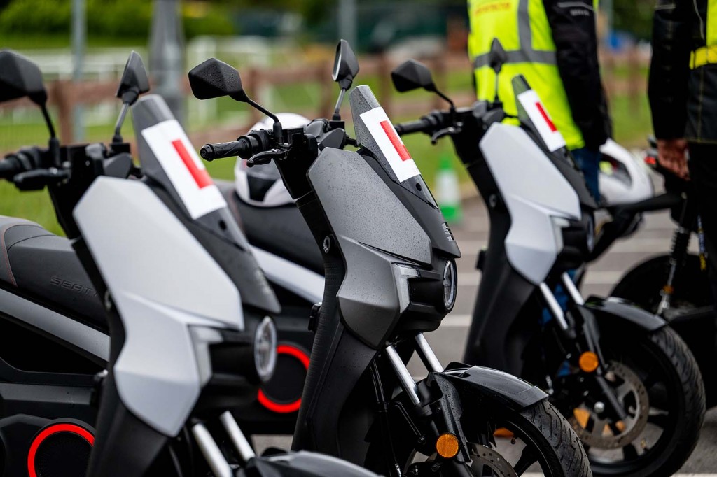 How to do a CBT on an electric motorbike Move Electric