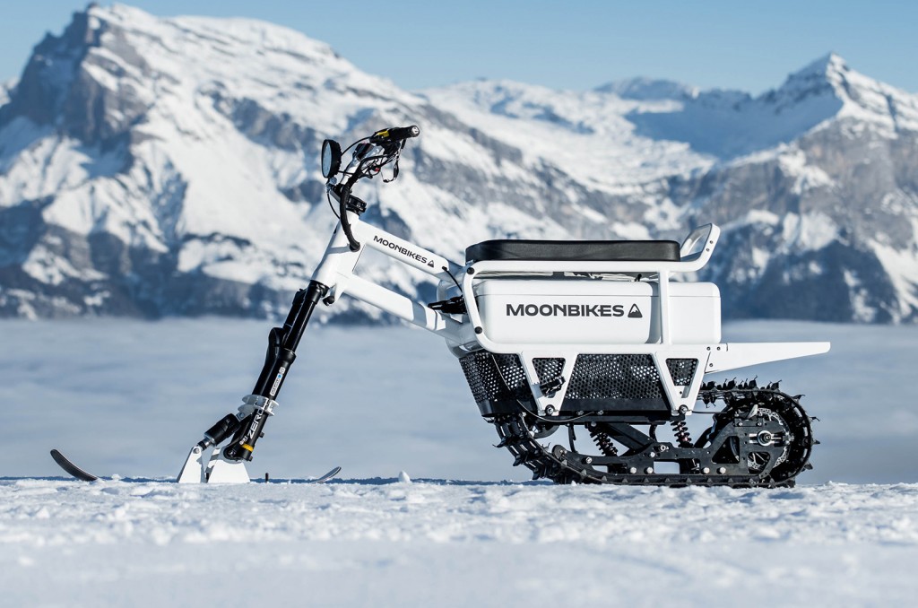 The new MoonBike snowbike is the future of electric snow-bility | Move  Electric