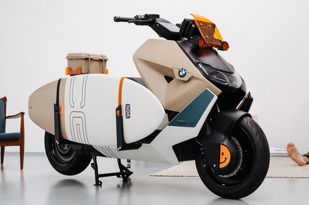 New BMW CE 04 Vagabund is an e-moped that can carry a surfboard