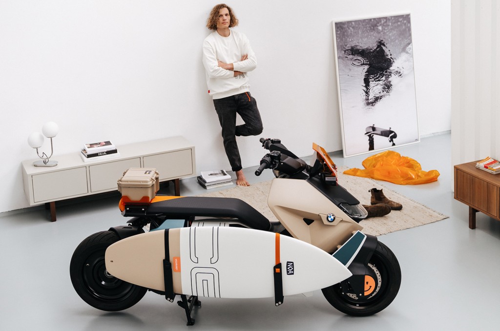 New BMW CE 04 Vagabund is an e-moped that can carry a surfboard